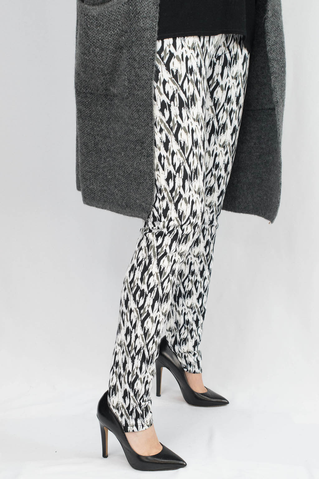 Erin Diamond Abstract Scuba Pants - ANA MARIA KIM
 - 3