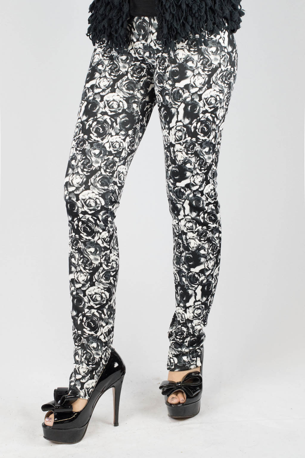 Isabella Floral Fitted Scuba Pants - ANA MARIA KIM
- 4